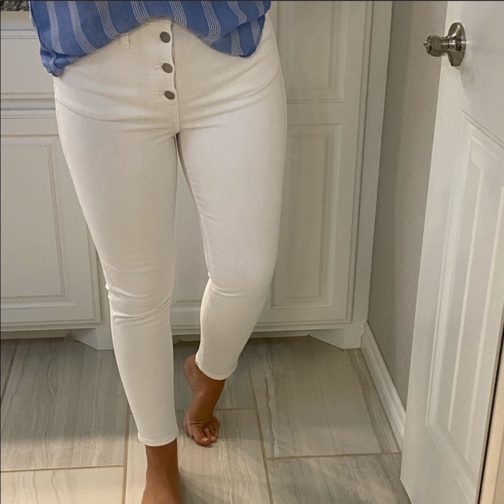 Madewell Curvy High-Rise Skinny Crop in Pure White
